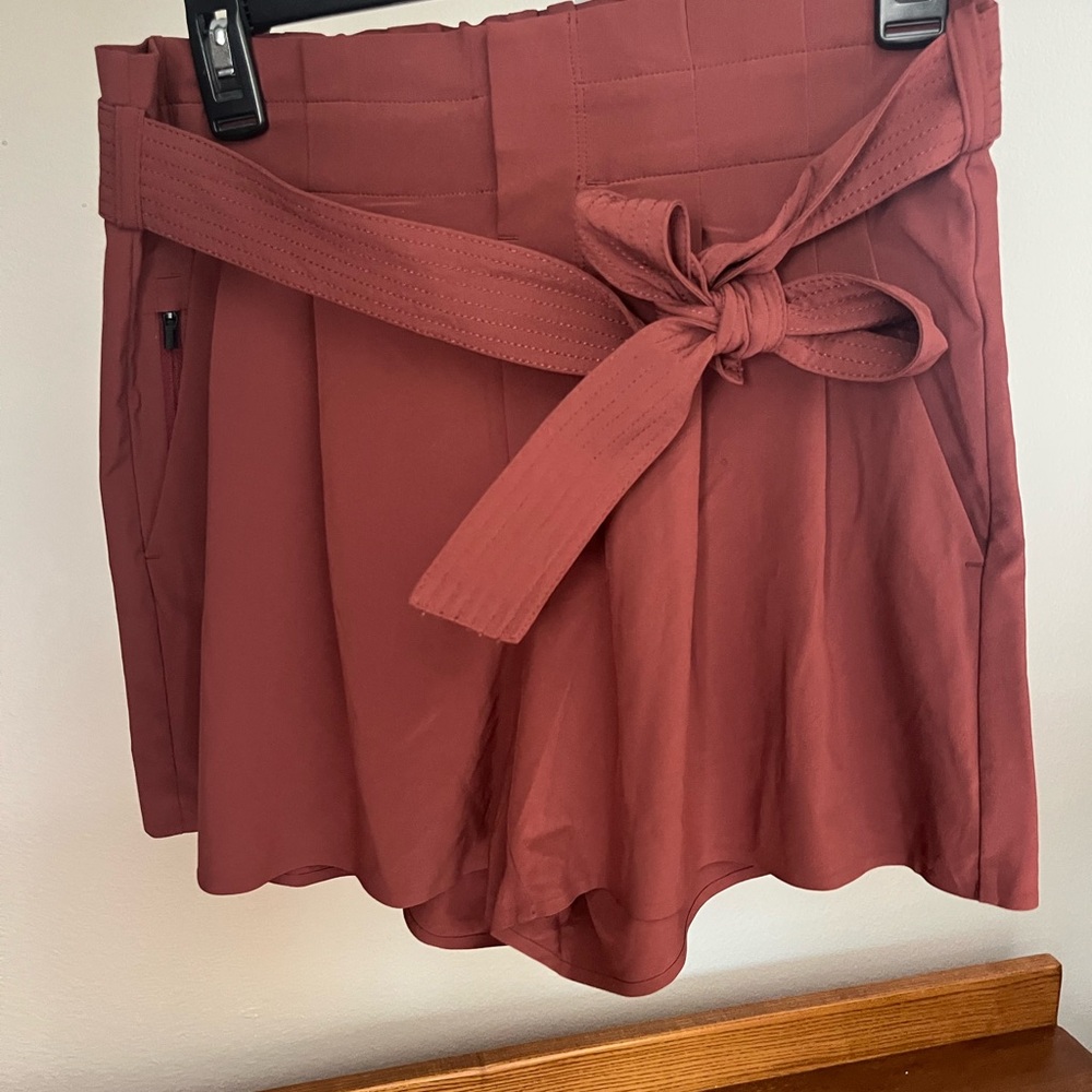 Athleta Skyline Shorts